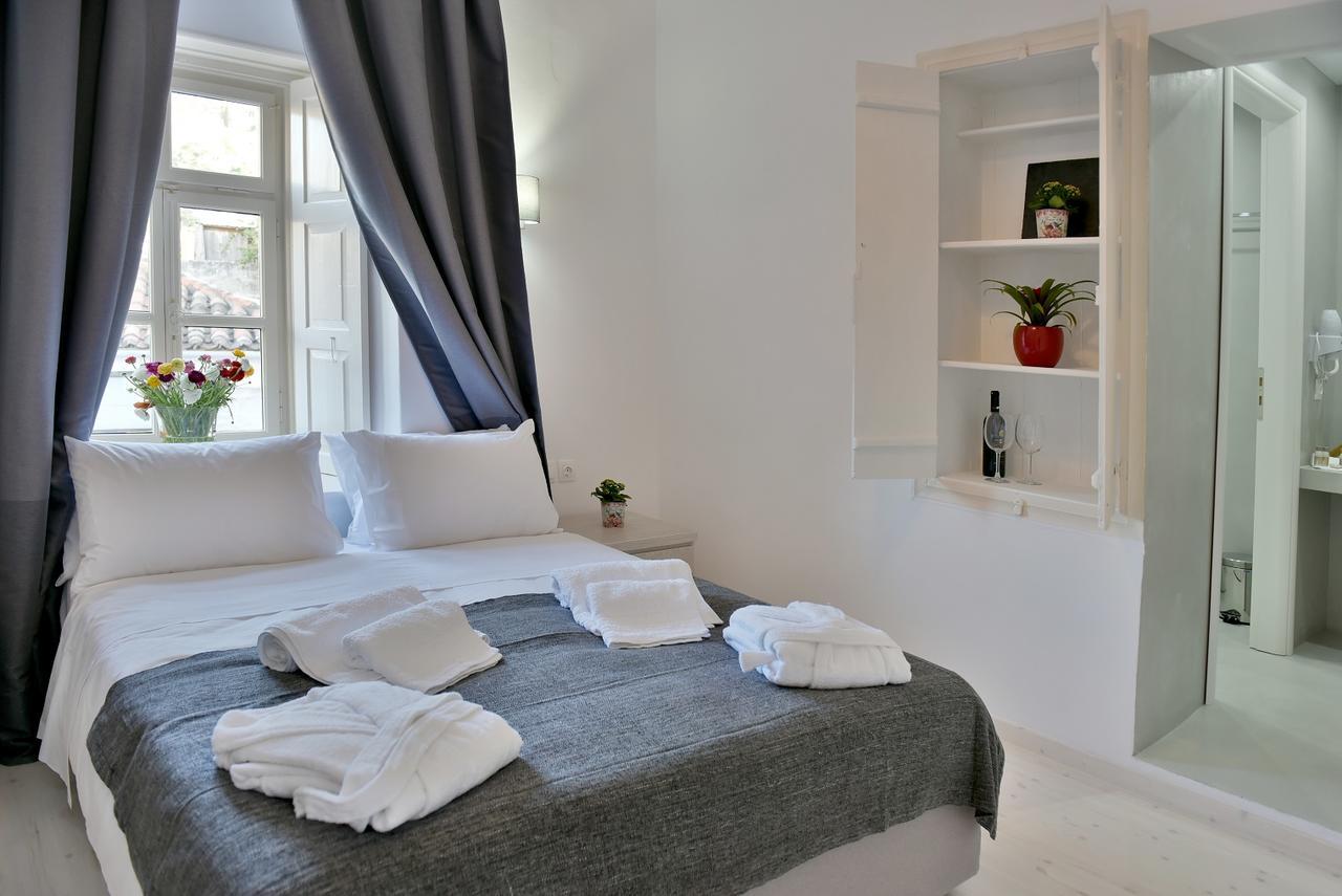 Douskos Port House Otel İdra Dış mekan fotoğraf